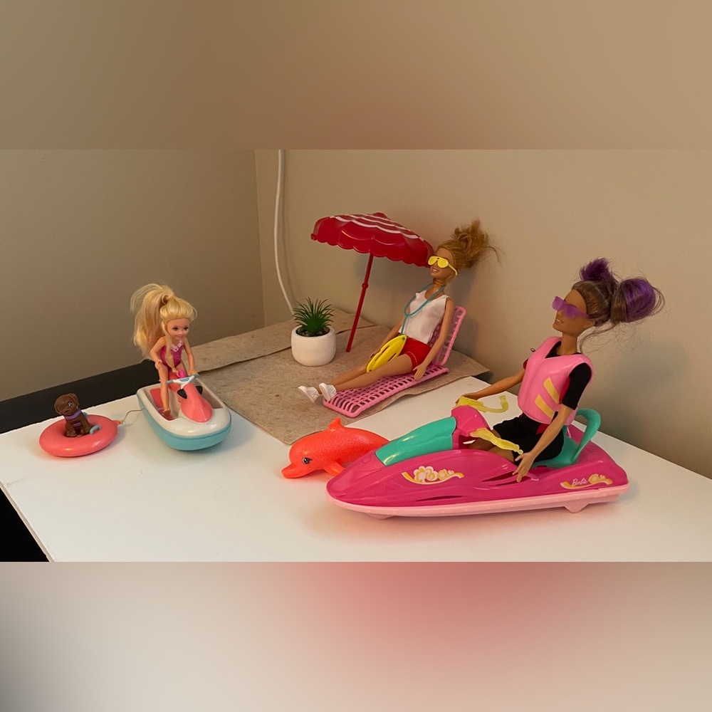 Barbie and Chelsea (& puppy) hit the Sea-Doo for the day with Lifeguard included